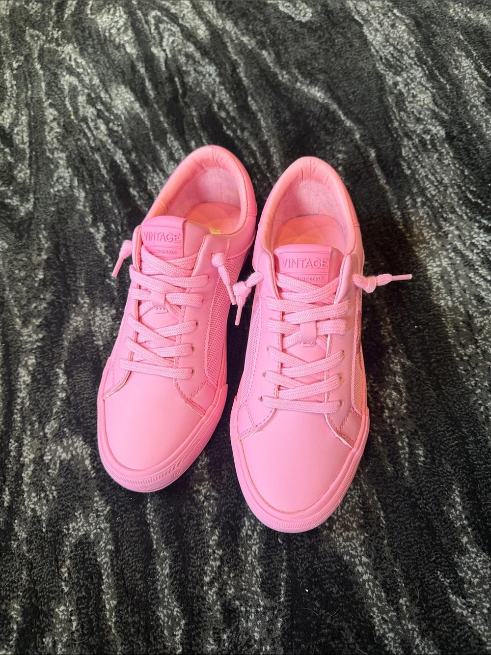 Vintage Havana Pink Low-Top Sneakers - Picture 2 of 7